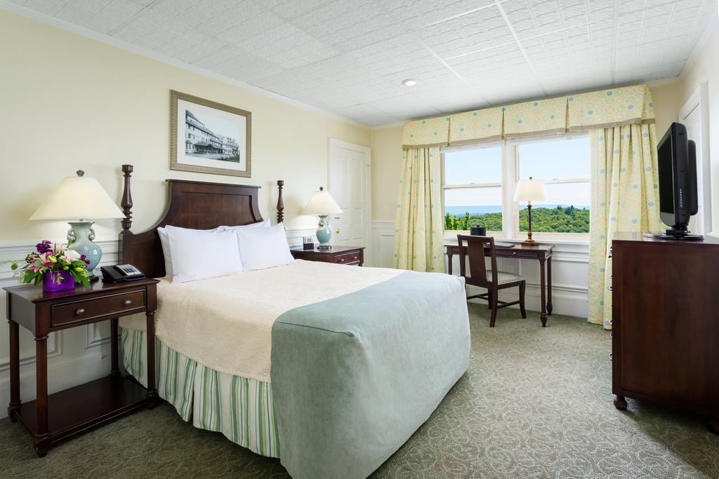 Pocono Manor Resort And Spa ภายนอก รูปภาพ